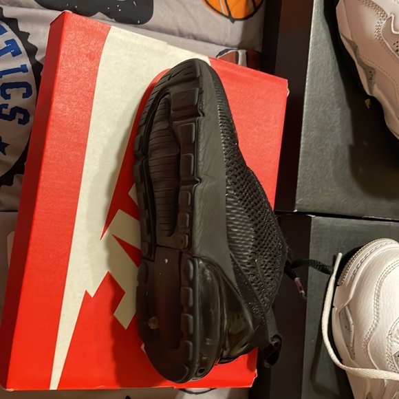 Boys used tennis shoes bundle